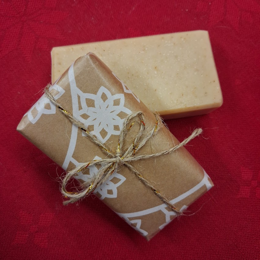 jõulune veiserasvaseep kaera, piima ja apelsiniga